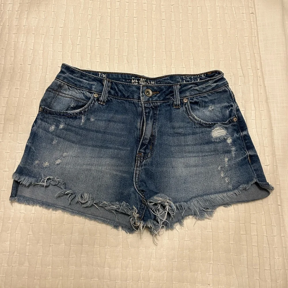 Rewash Jean Short - Picture 1 of 3
